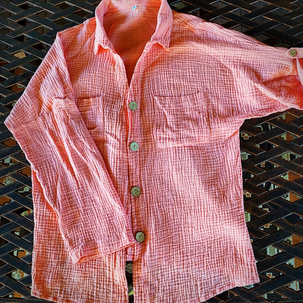 Adjustable long sleeve cotton gauze shirt